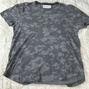 Grey Abercrombie and Fitch Soft A&F Tee - Size M